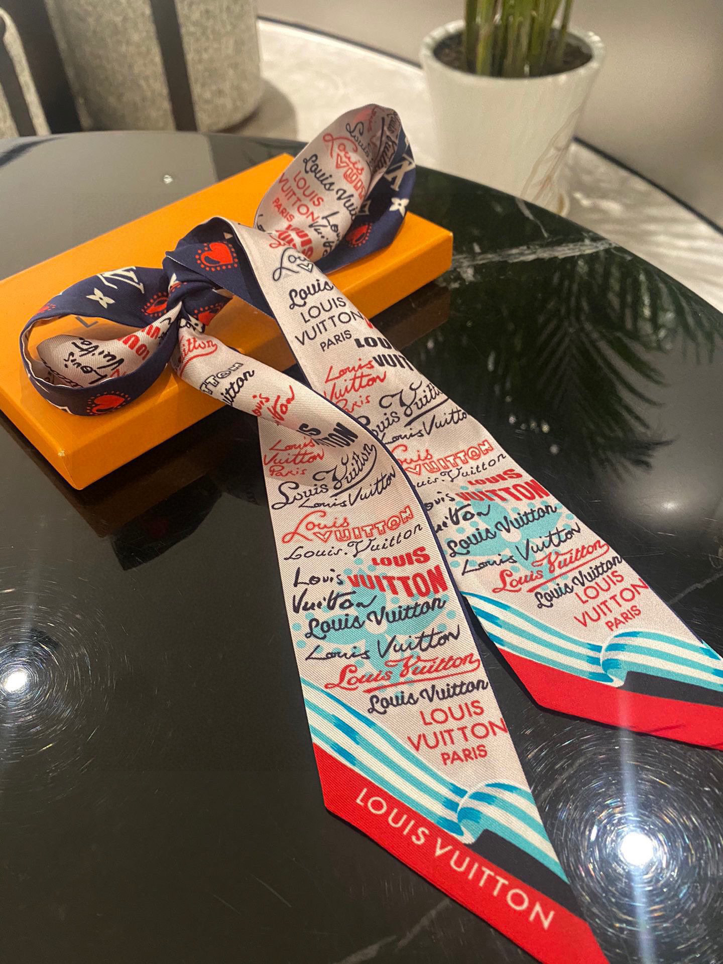 [TOP] Louis Vuitton LV BB BANDEAUS 120 × 5 cm - Seven Colours