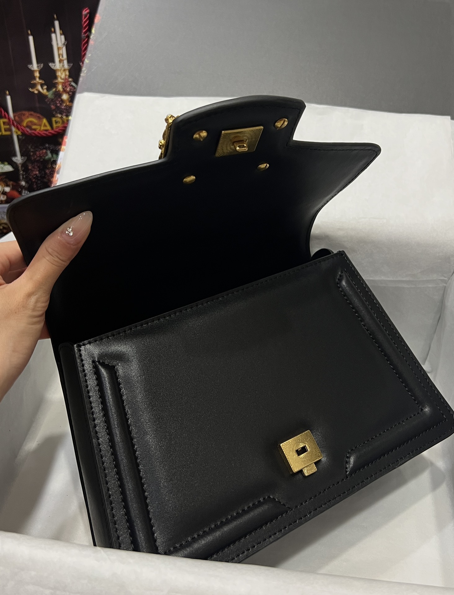 [TOP] Dolce & Gabbana D&G Nappa Leather DG Girls Handbag 27*18*8cm - 6 Color