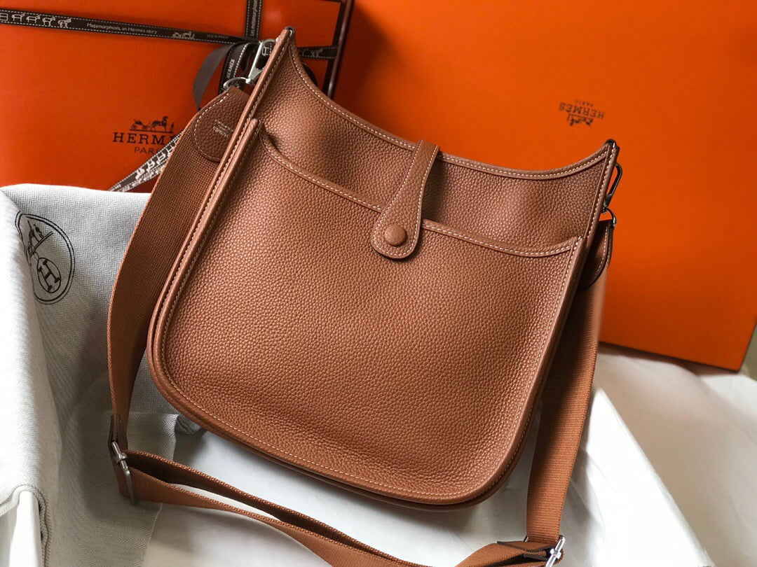 [TOP] HERMES Evelyne Togo Leather 28cm - Gold