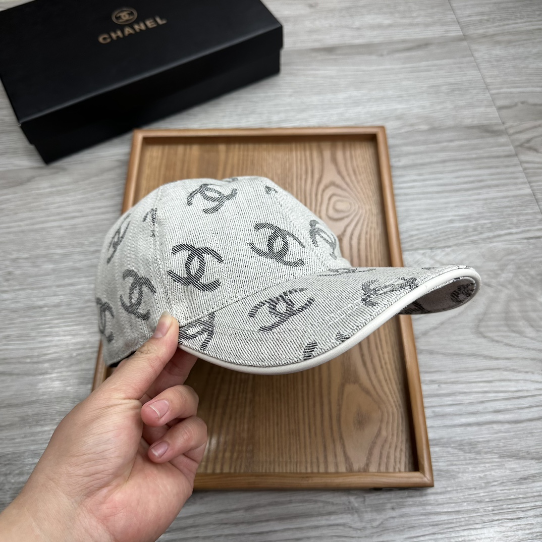 [TOP] CHANEL Baseball Cap - Gray