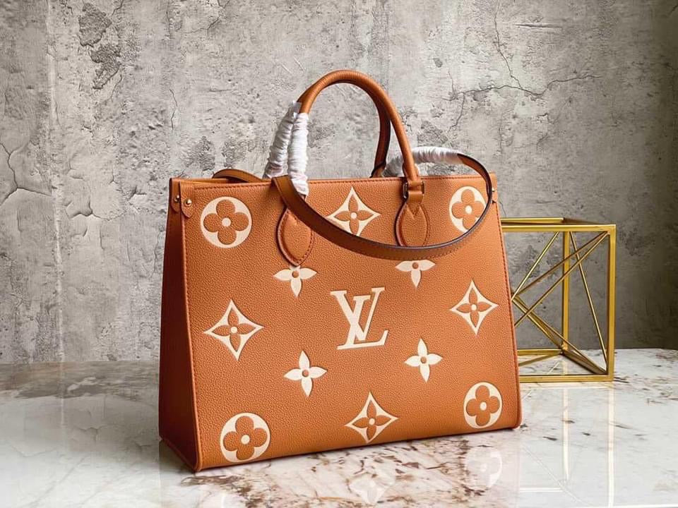 [TOP] Louis Vuitton LV On The Go MM Bag 35x27x14cm - Brown & White