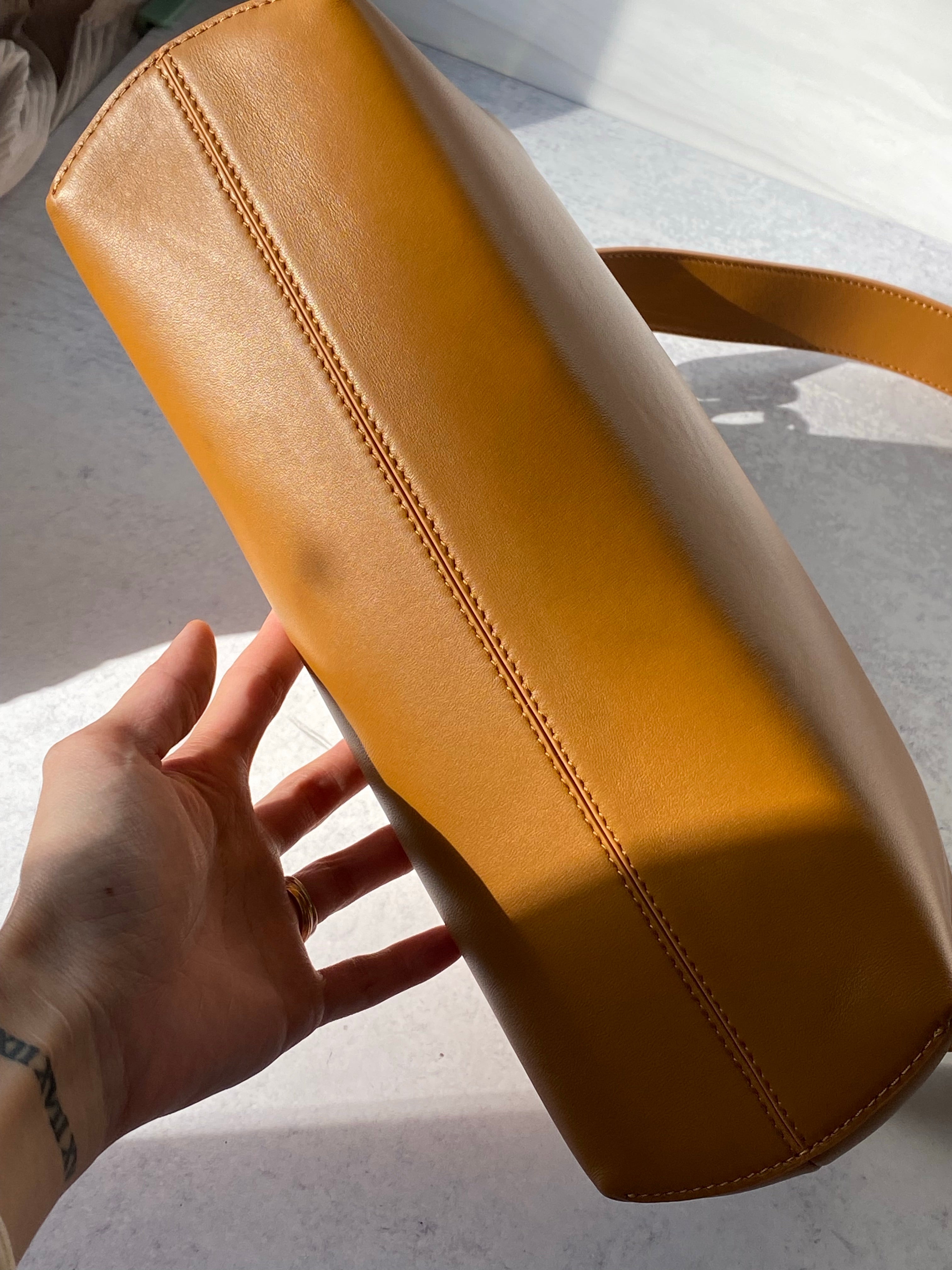 [TOP] FENDI First Medium Bag - Brown