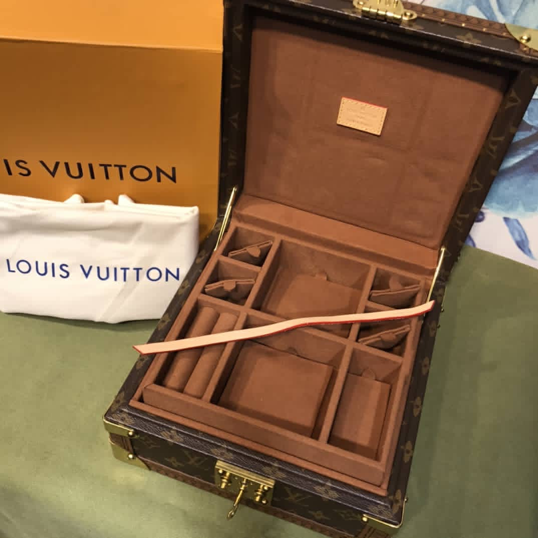 [TOP] Louis Vuitton LV Jewelry Box - Brown