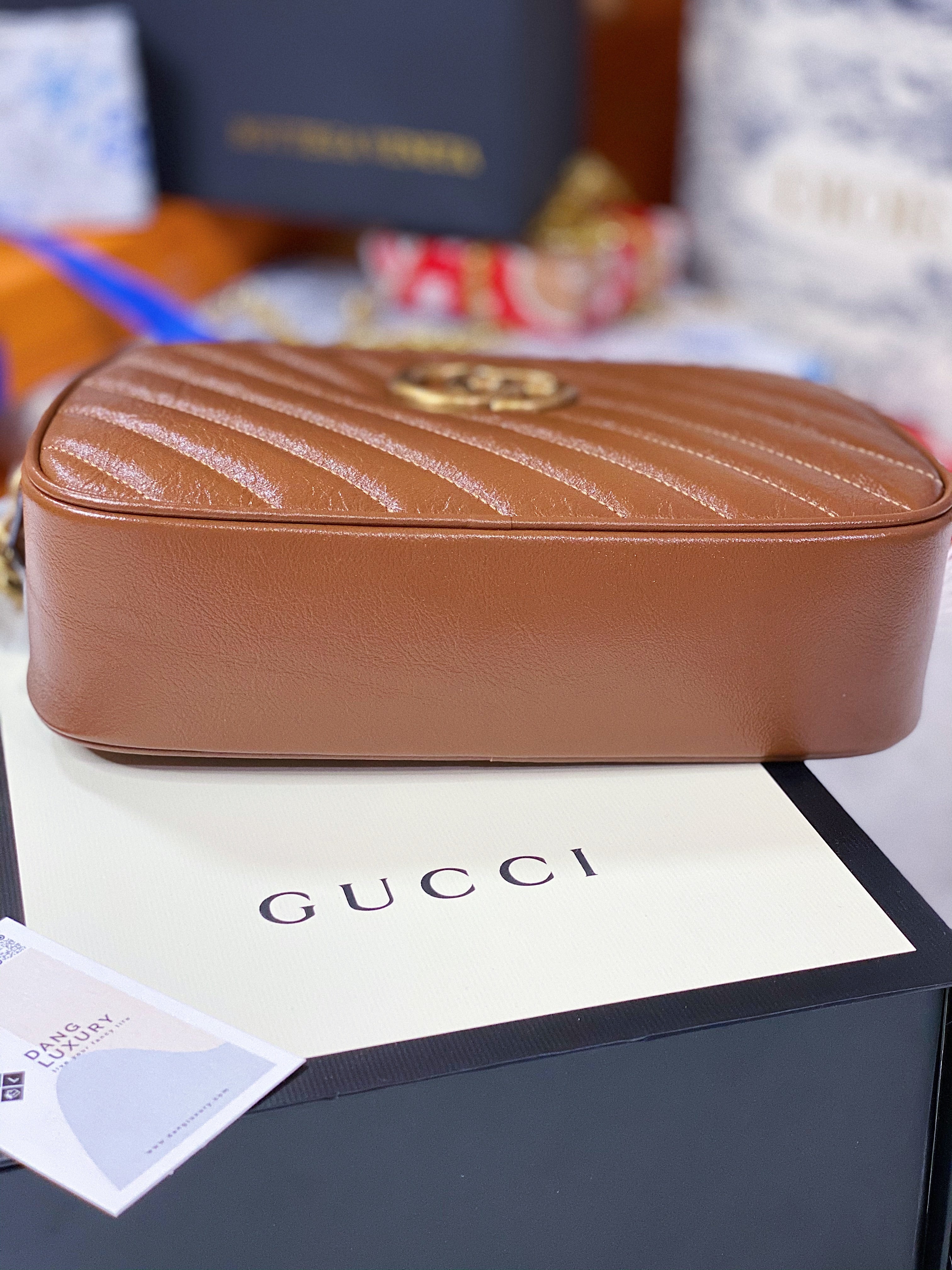 [TOP] GUCCI GG Marmont Bag Matelassé Small 26*15*7 - Camel