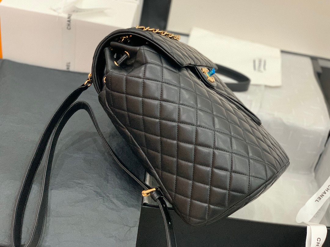 [TOP] CHANEL Quilted Lambskin Urban Spirit Large Backpack - Black