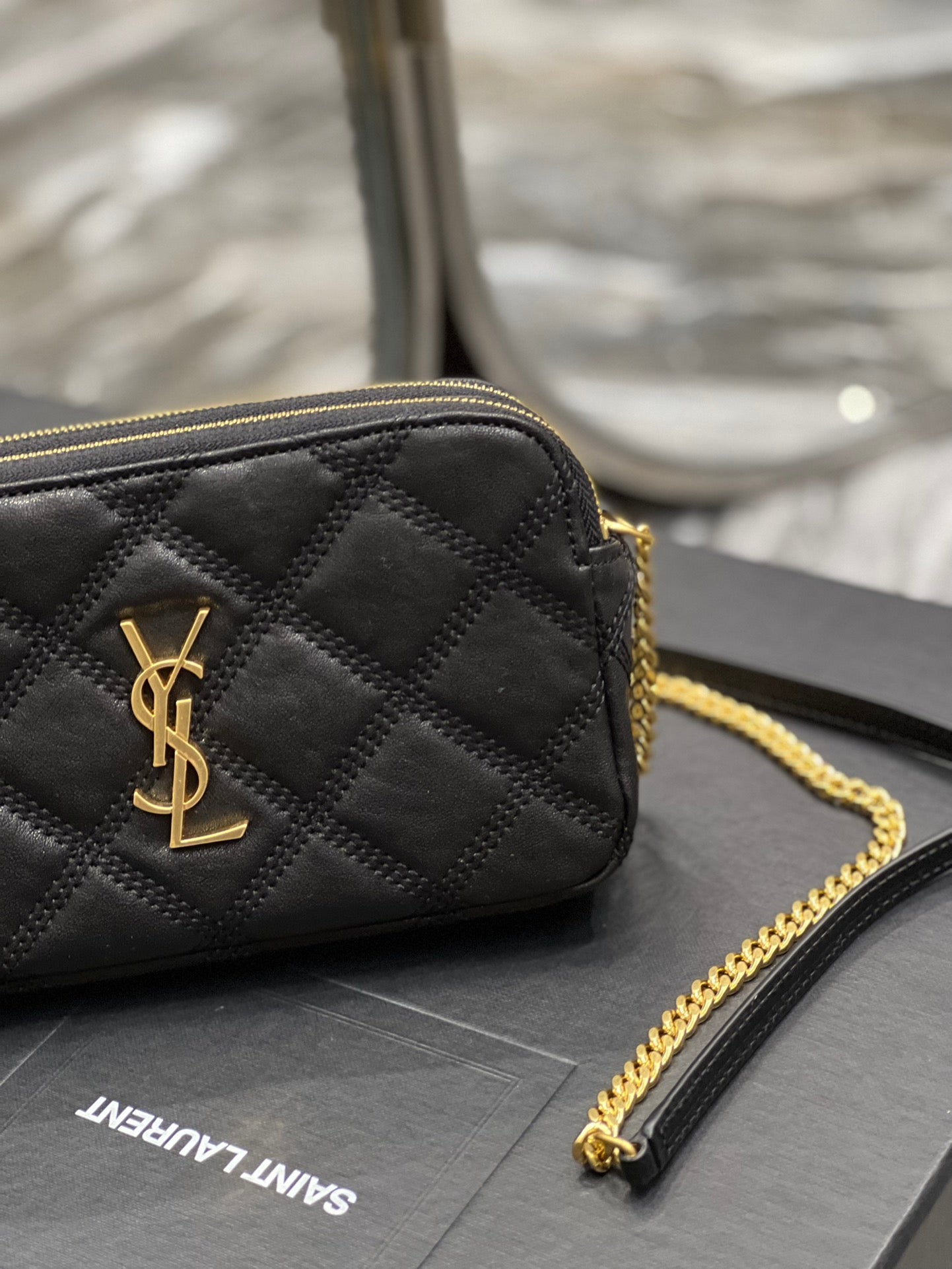 [TOP] Yves Saint Laurent YSL Beckly Double Zip Pouch Bag - Black GHW