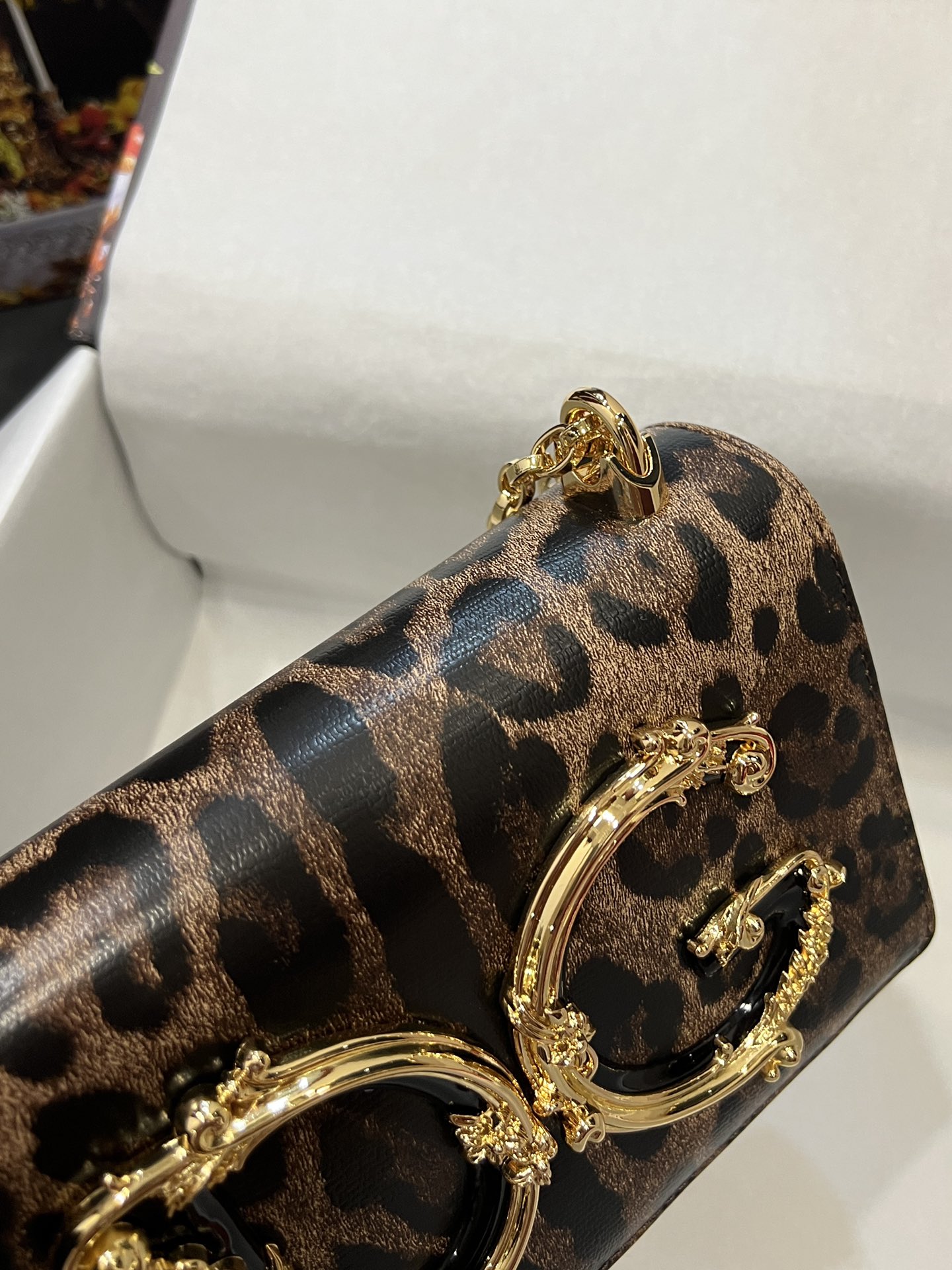 [TOP] Dolce & Gabbana D&G Polished Calfskin Leopard Print DG Girls Bag 21*4*15cm