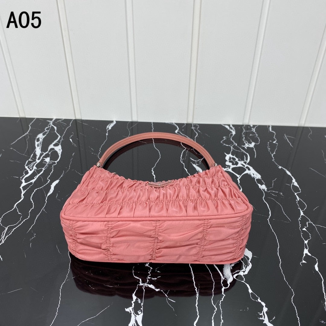 [TOP] PRADA Re-Edition Bag Nylon and Saffiano Leather Mini - 5 Colours