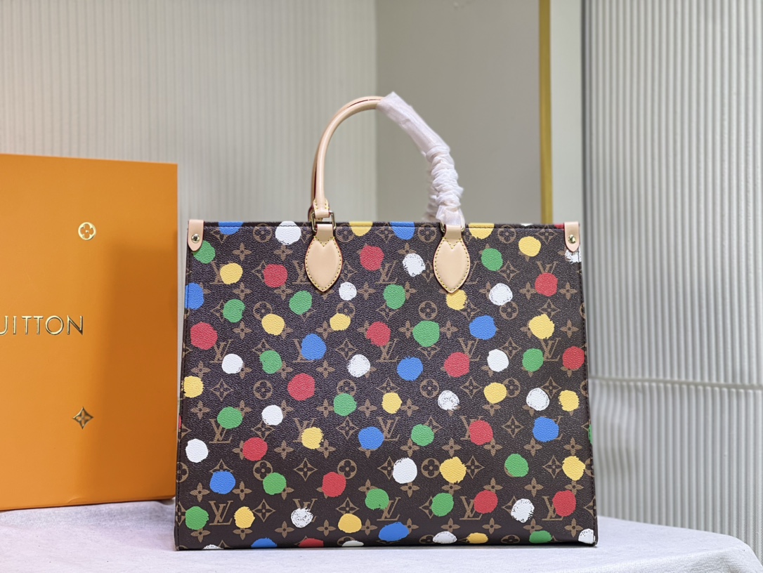 [TOP] Louis Vuitton LV LV X YK On The Go Monogram Bag 3 Sizes-Brown