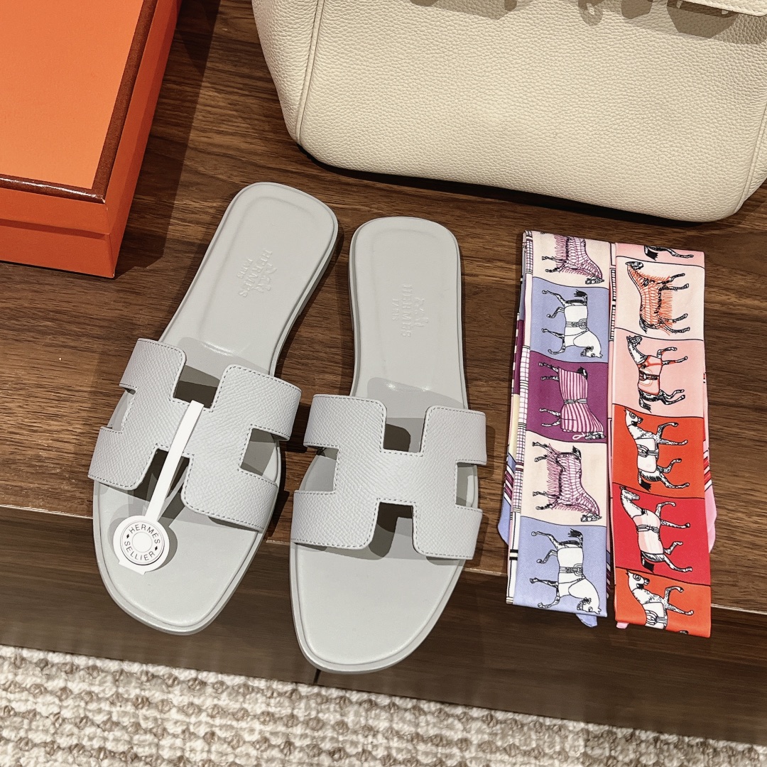 [TOP] HERMES Oran Sandals - 16 Color