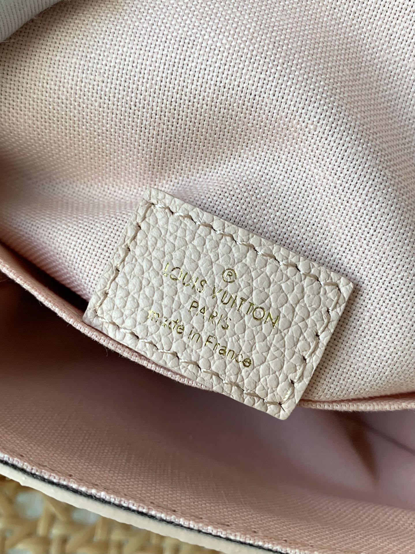 [TOP] Louis Vuitton LV Micro Empreinte Metis 14x11x3.5cm- Sakura Pink