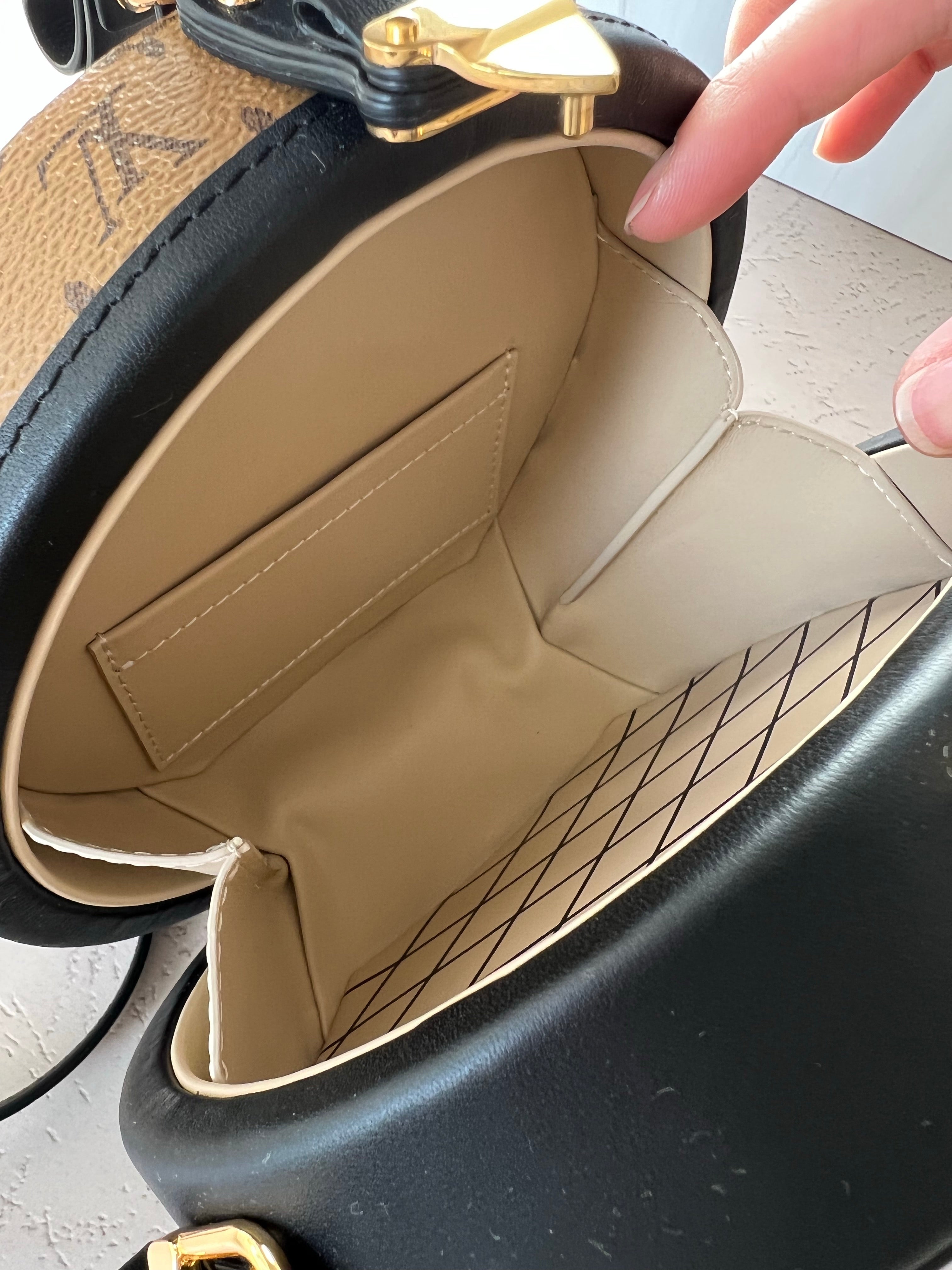 [TOP] Louis Vuitton LV Reverse Monogram Petit Boite Chapeau 22 ×8×20CM- Black