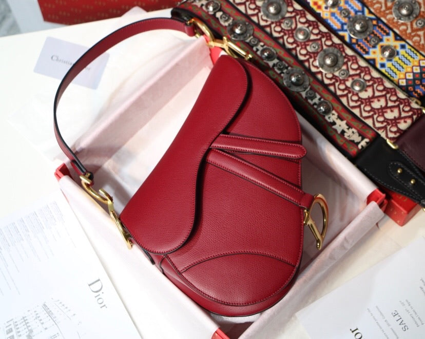 [TOP] Christian Dior Saddle Bag Grainy Leather Medium - Red
