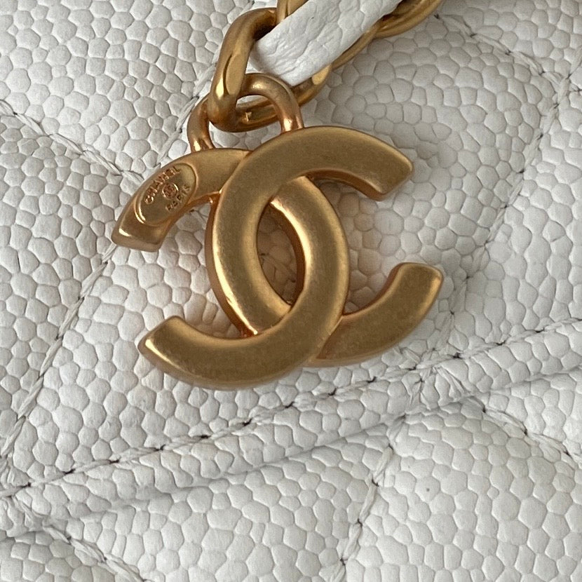 [TOP] CHANEL Pick Me Up Waits Bag - White & GHW