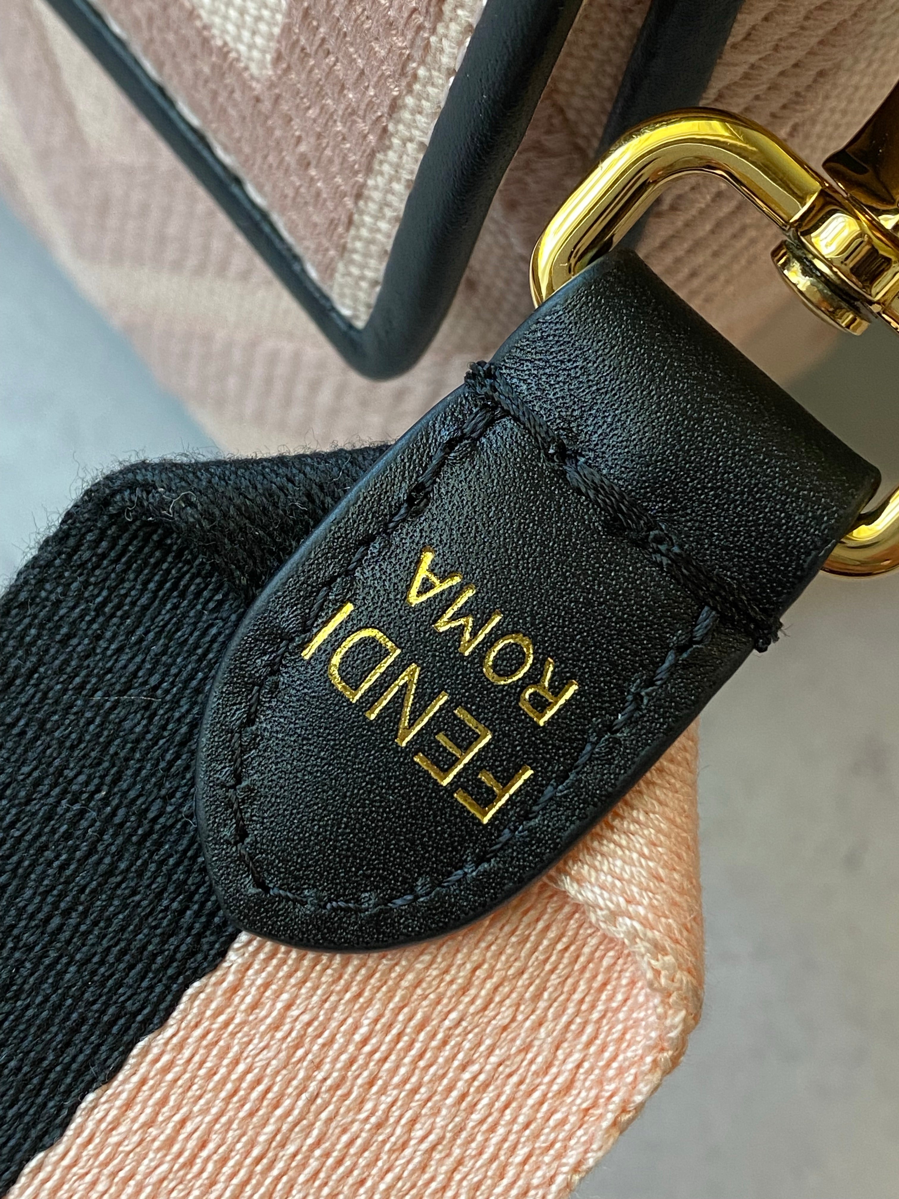 [TOP] FENDI FENDI Baguette Canvas Bag - Pink