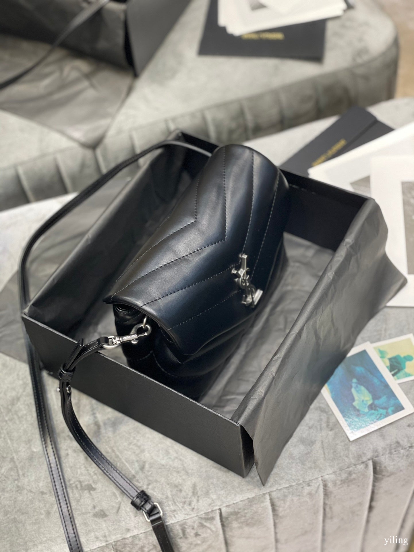 [TOP] Yves Saint Laurent YSL Loulou Toy Bag 20cm - Black w SHW