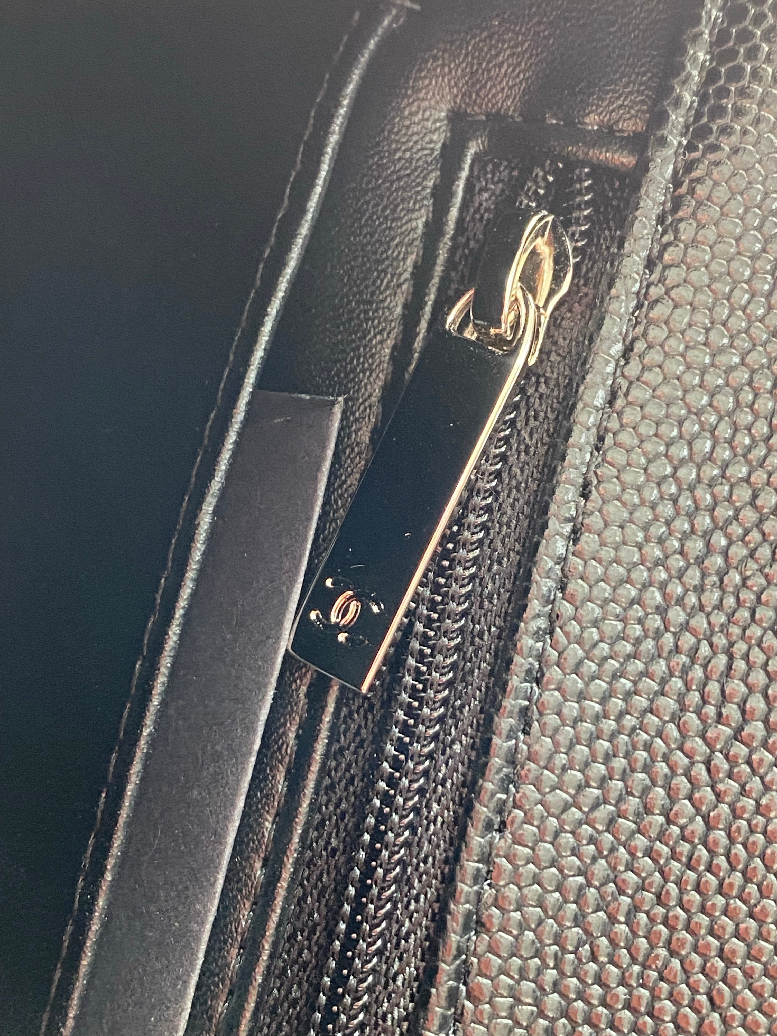 [TOP] CHANEL Classic Flap Bag Caviar Mini 20cm - Black & SHW