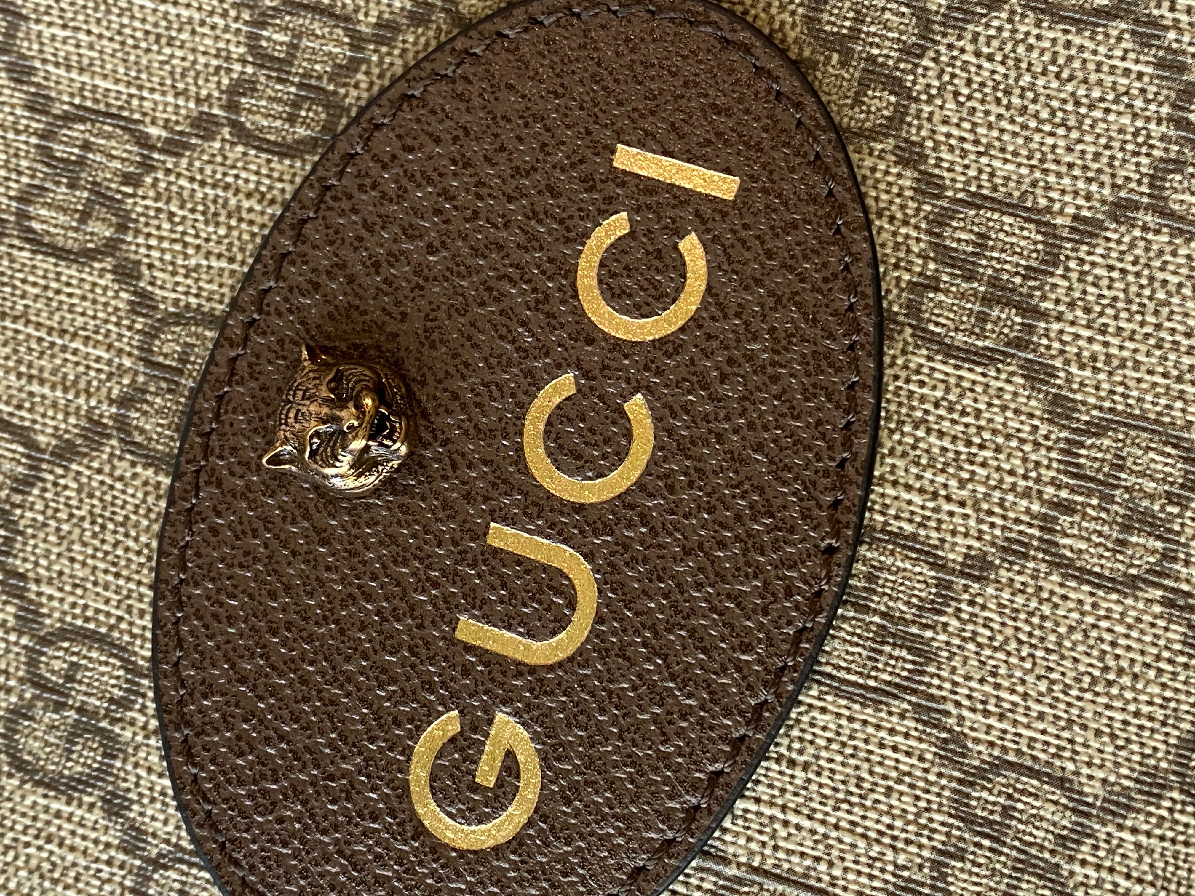 [TOP] GUCCI Supreme Neo Messenger Bag 24*14.5*7cm