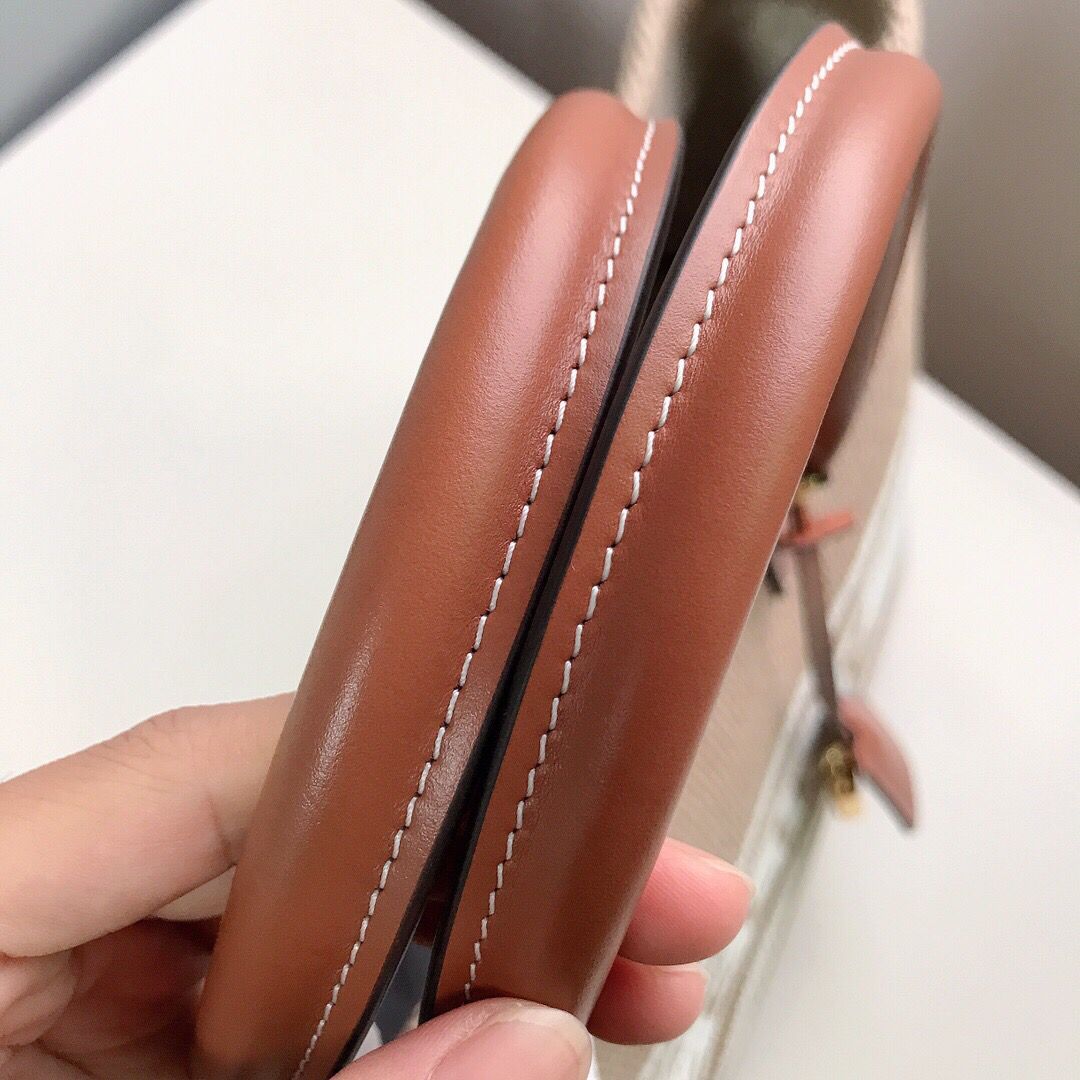 [TOP] CELINE Horizontal Cabas Tote Bag - Brown