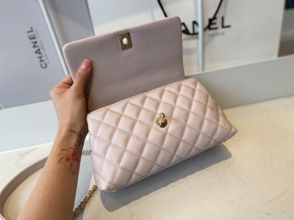 [TOP] CHANEL CoCo Handle Bag Caviar Small 19cm - Light Pink