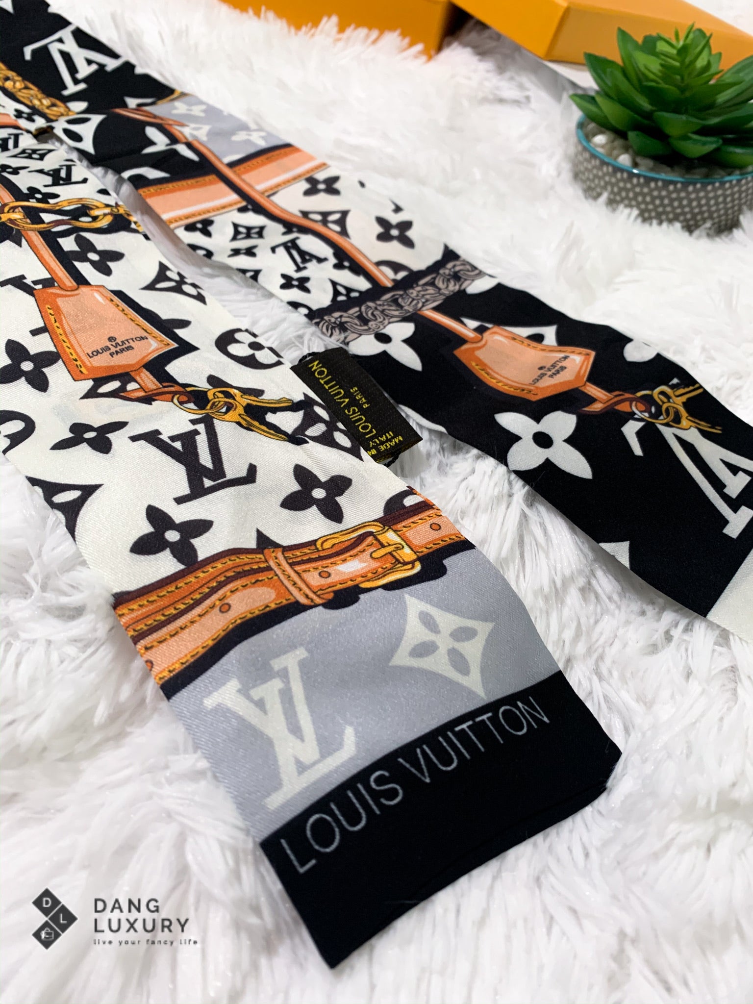 [TOP] Louis Vuitton LV Bandeau Twilly