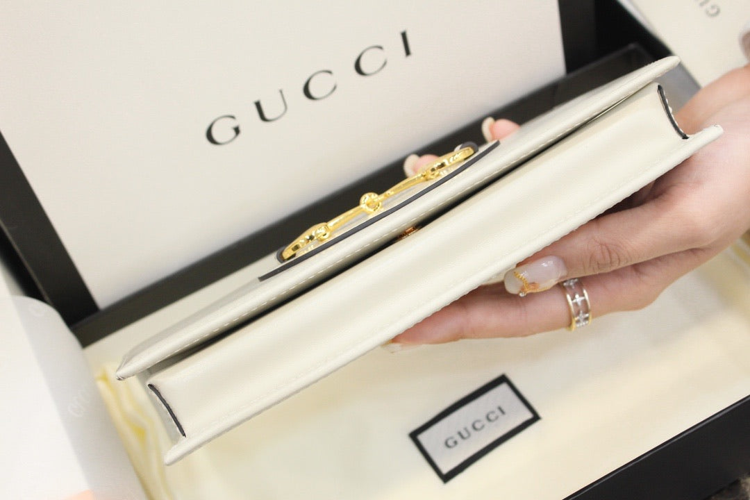 [TOP] GUCCI Horsebit 1955 Wallet With Chain - WHITE