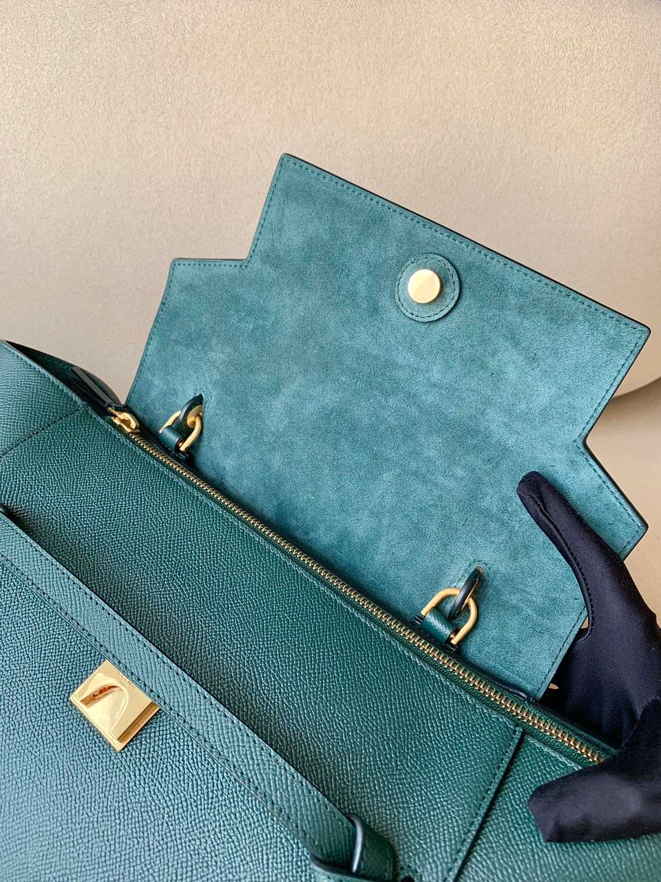 [TOP] CELINE Mini Belt Bag - Amazon Green