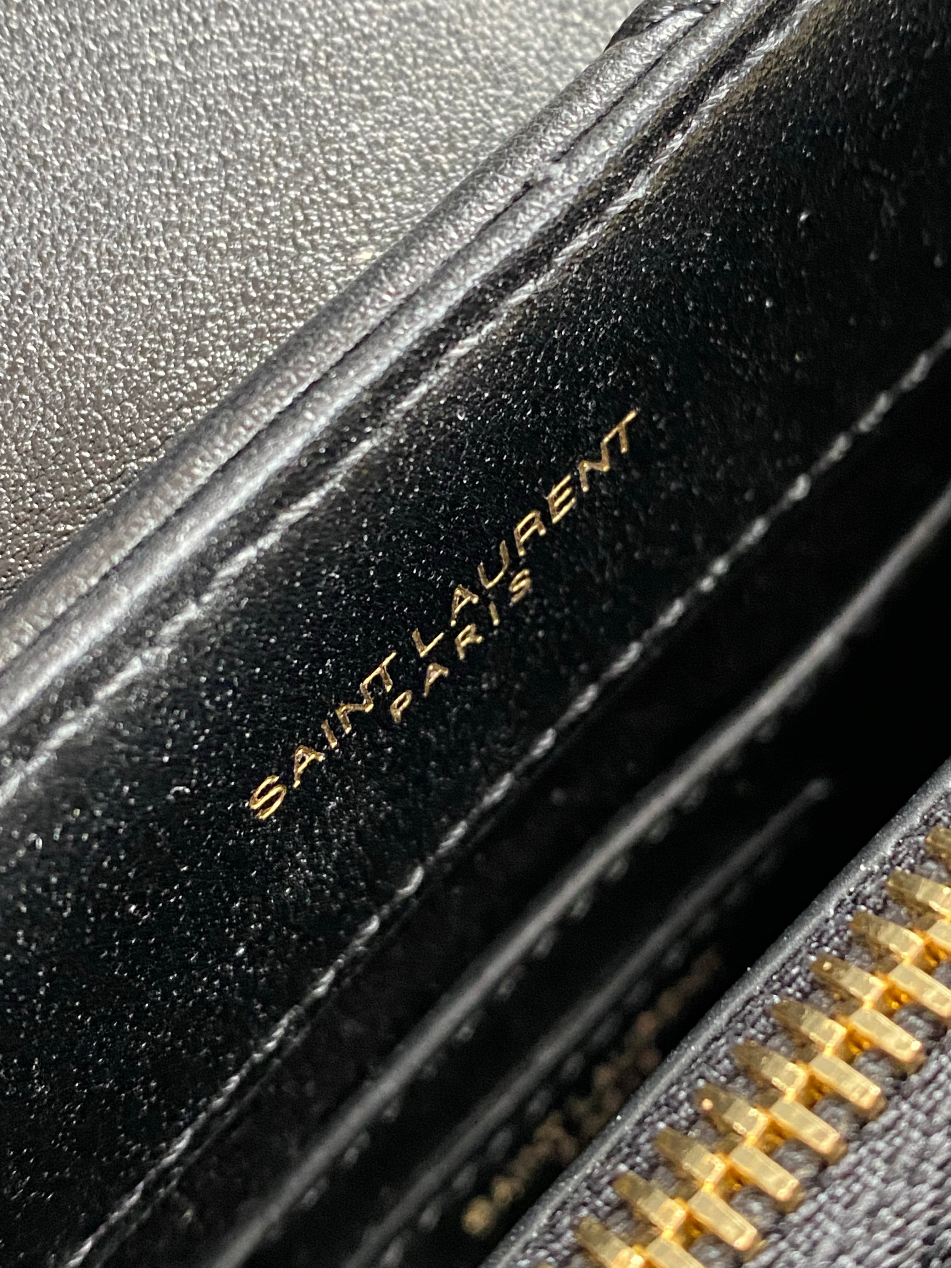 [TOP] Yves Saint Laurent YSL LouLou Medium Bag 25cm - Black With GHW