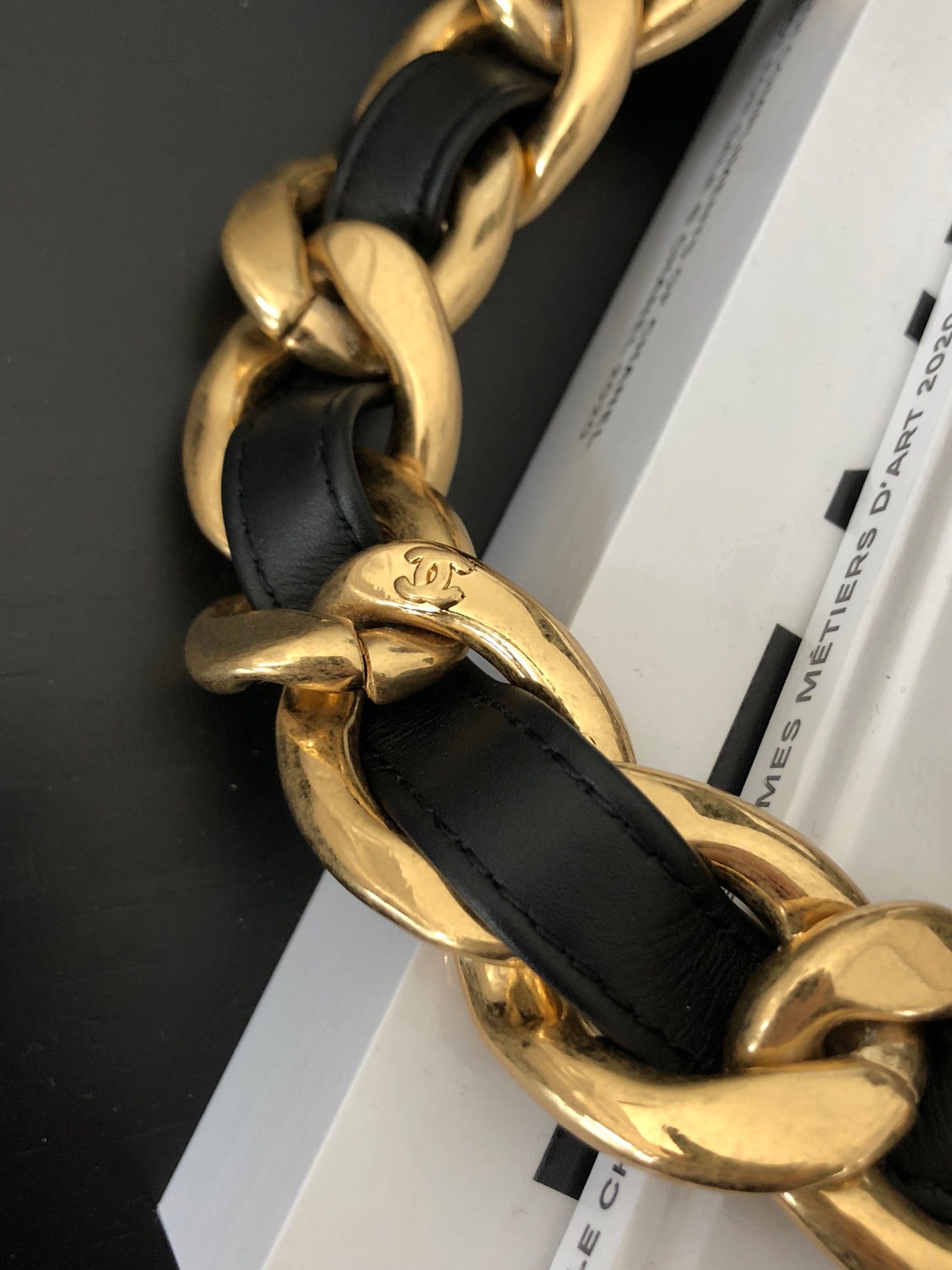 [TOP] CHANEL Classic Flap Leather Big Chain Mini 20cm - Black