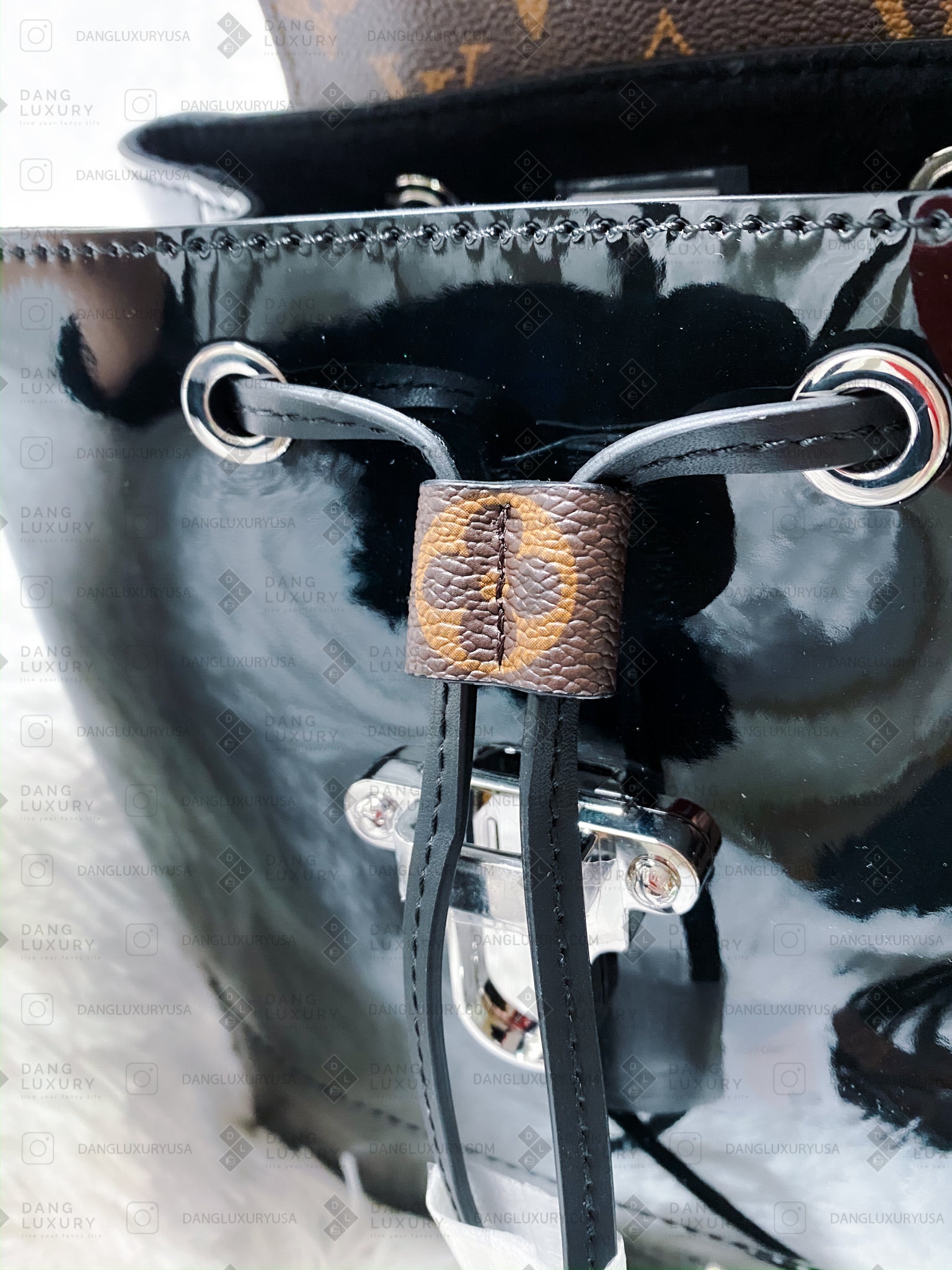 [TOP] Louis Vuitton LV Hot Springs Backpack Monogram 22×7×12 cm-Brown