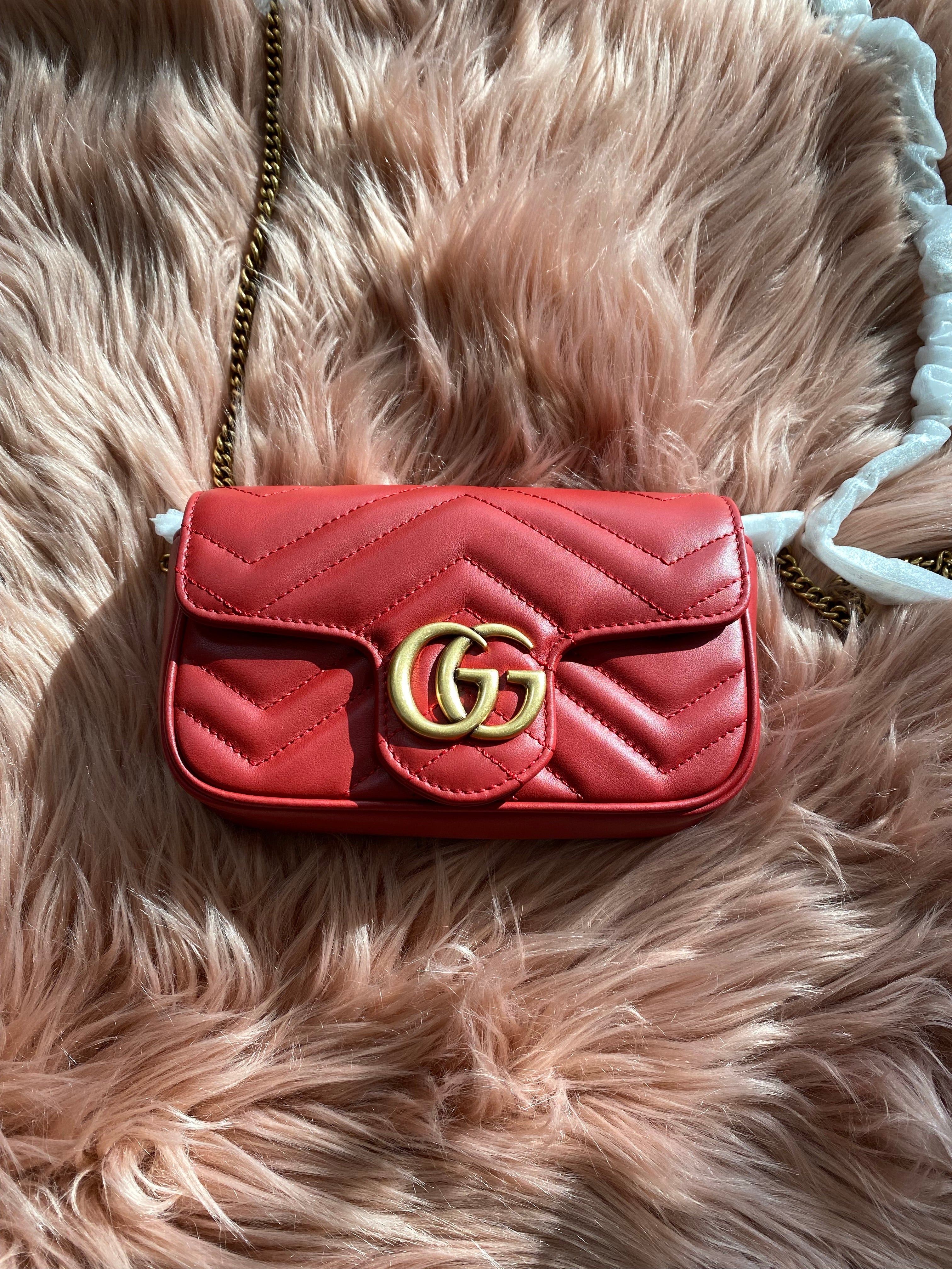 [TOP] GUCCI GG Marmont Bag Super Mini 16.5 - Red