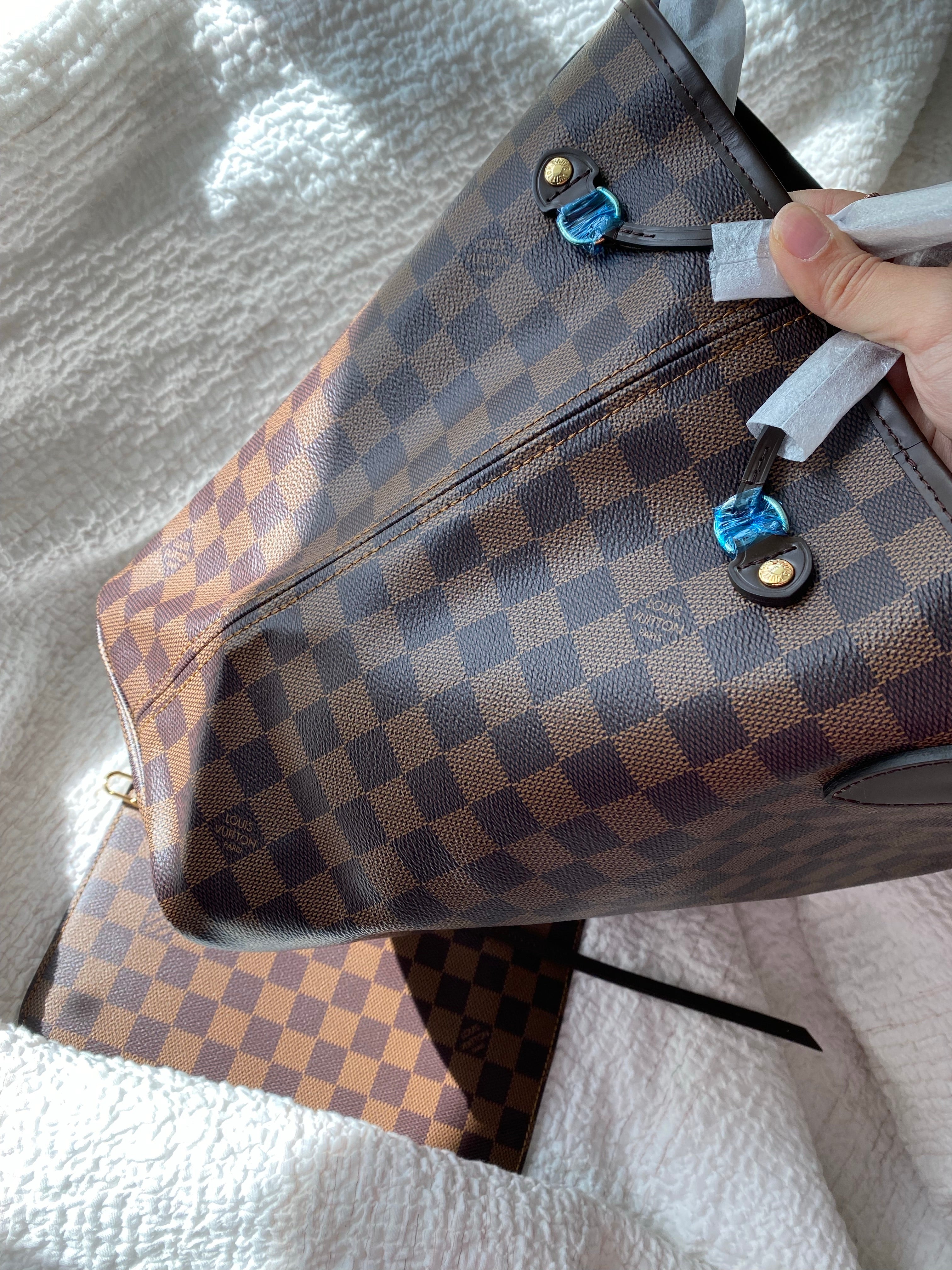 [TOP] Louis Vuitton LV £V Neverful MM Damier Ebene - Red Interior
