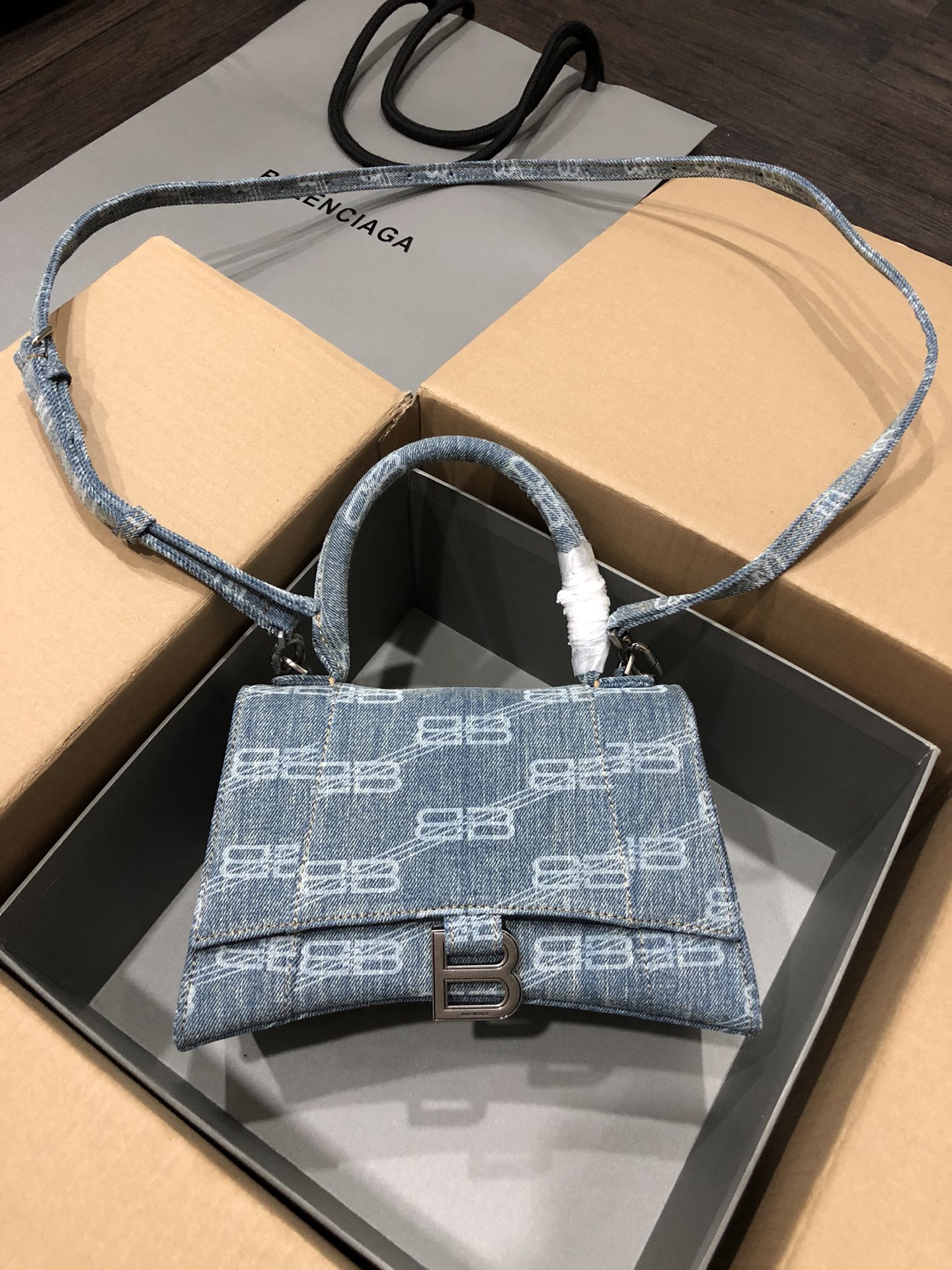 [TOP] BALENCIAGA Cowboy Hourglass Bag 19/23cm - Blue
