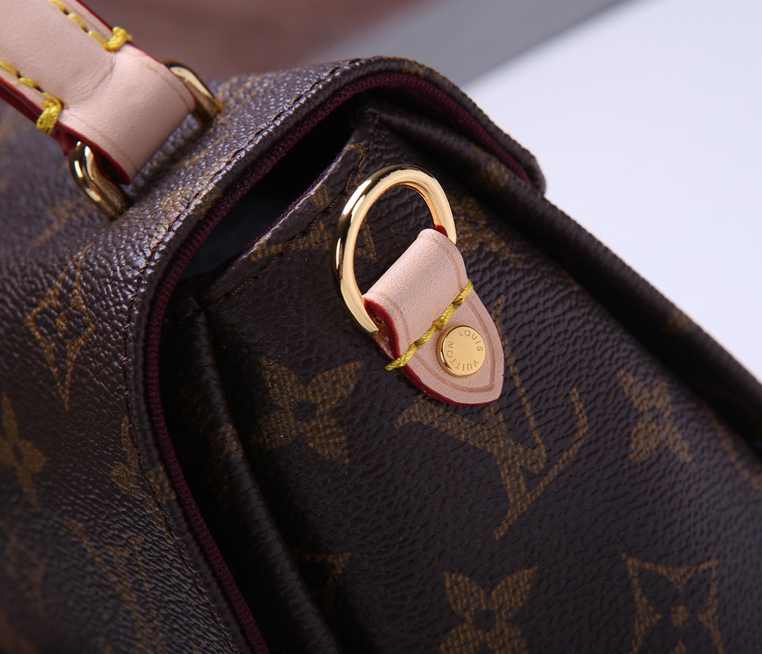 [TOP] Louis Vuitton LV £V Croisette Bag Monogram 25x17x9.5cm