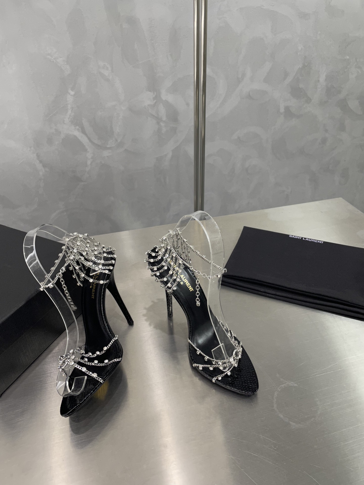 [TOP] Yves Saint Laurent YSL Chain High Heels - SHW - 2 Color