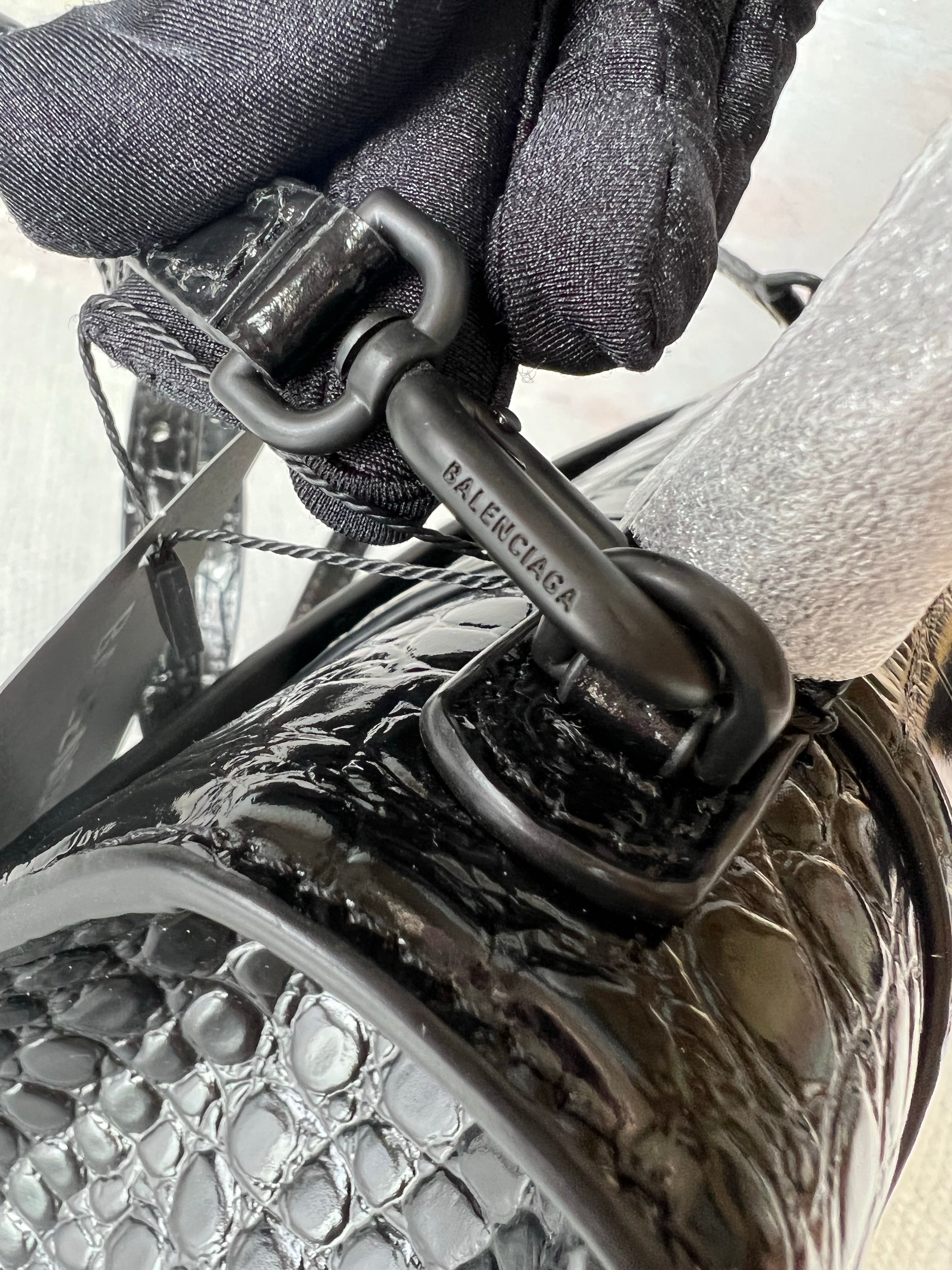 [TOP] BALENCIAGA Hourglass Crocodile-Print Cowhide Small Bag 23x14x10cm - Black on Black