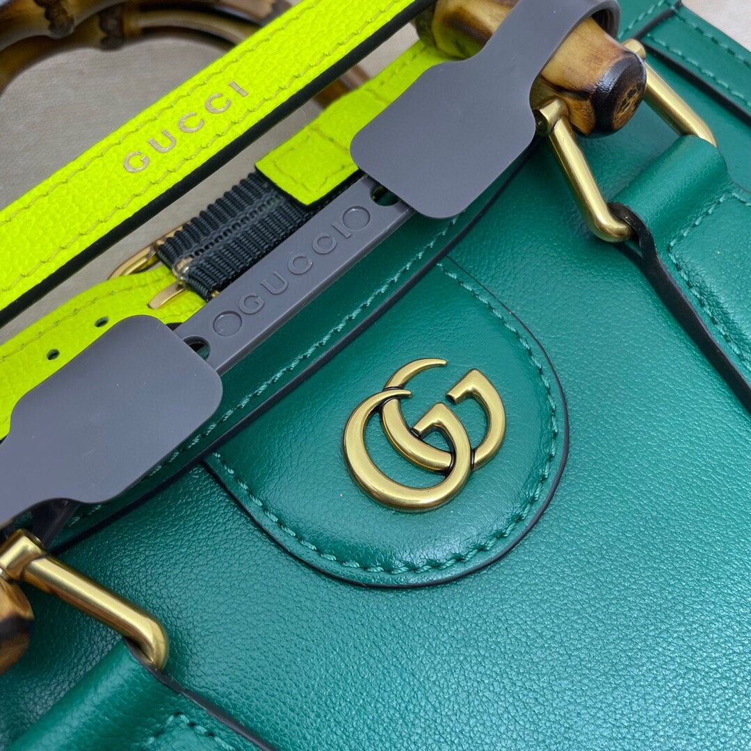 [TOP] GUCCI Diana Small Bag - Green