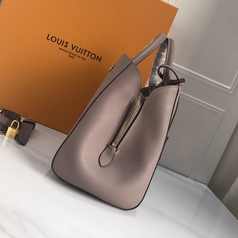 [TOP] Louis Vuitton LV L*V Montaigne MM Empreinte Bag - Turtle Dove