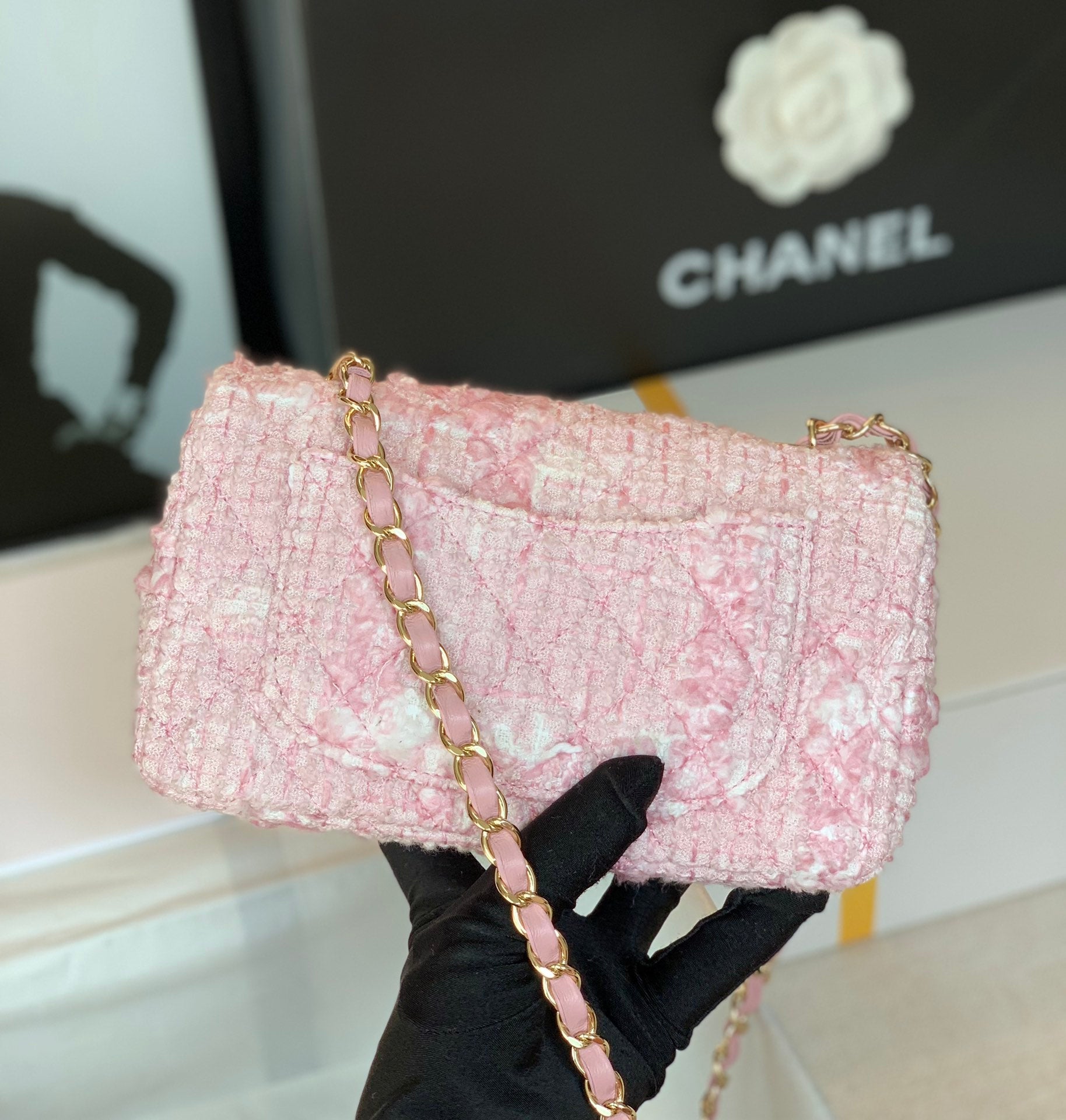 [TOP] CHANEL Classic Flap Bag  in Tweed New Mini 20cm - Pink Sakura