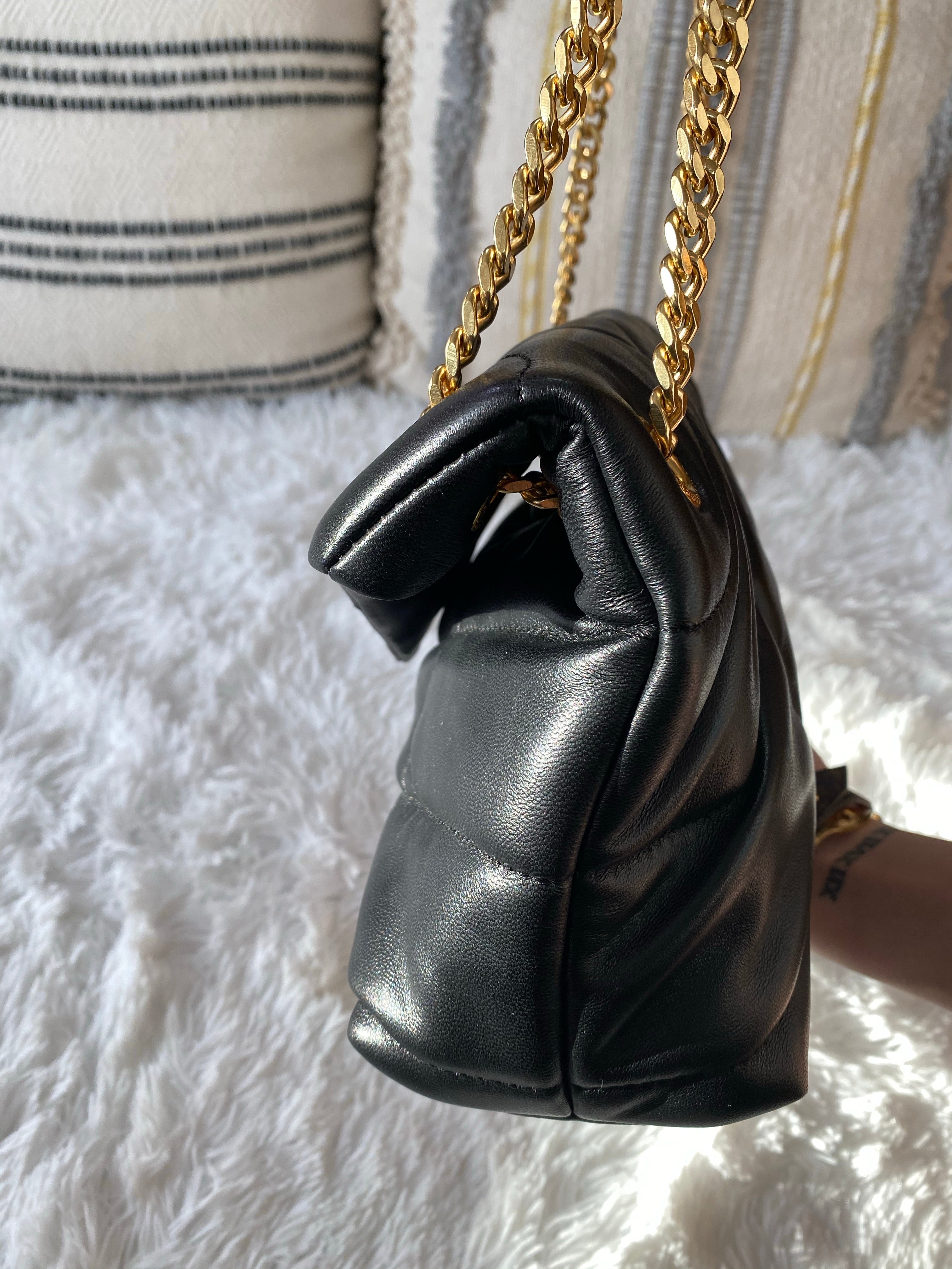 [TOP] Yves Saint Laurent YSL Loulou Puffer Small - Black