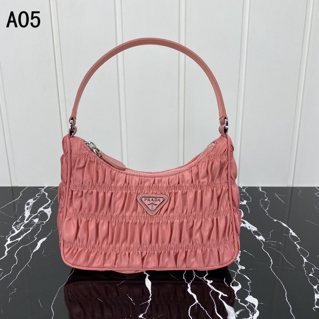 [TOP] PRADA Re-Edition Bag Nylon and Saffiano Leather Mini - 5 Colours