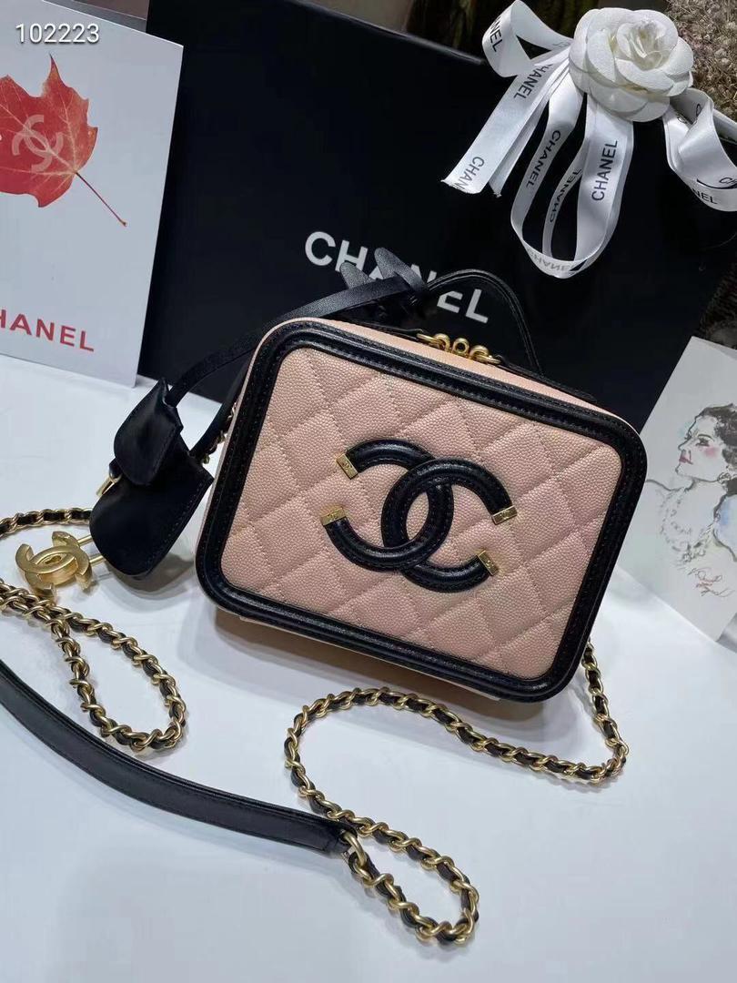[TOP] CHANEL Vanity Case Bag  Small - Light Pink