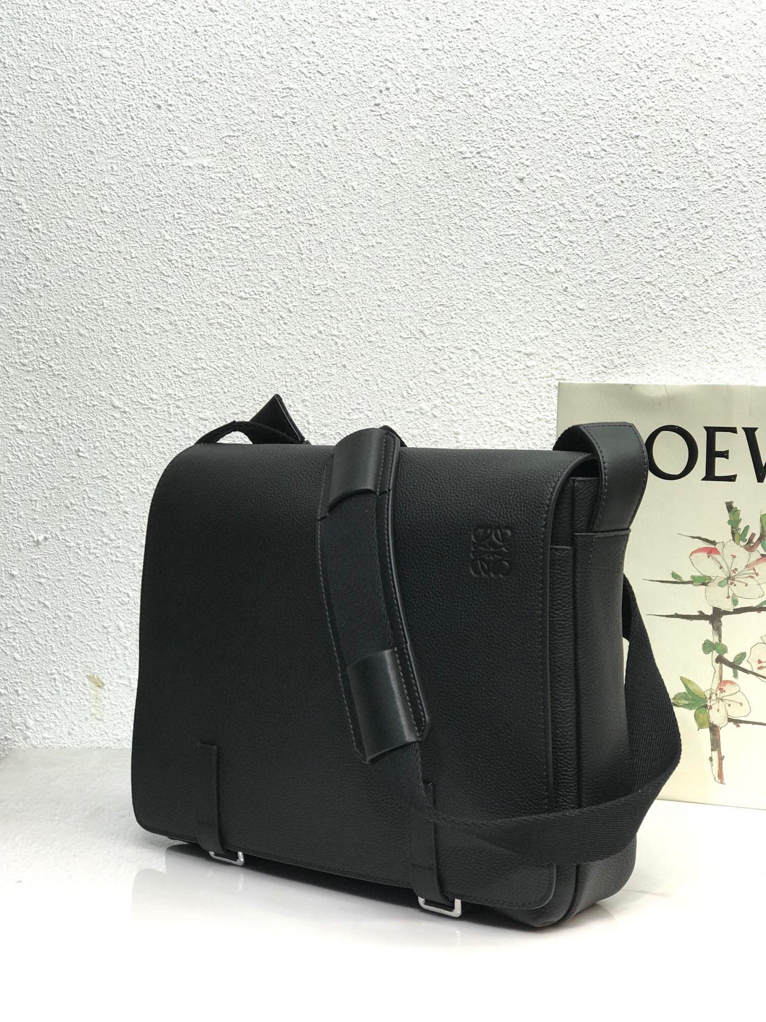 [TOP] LOEWE Military Messenger Bag in Soft Grained Calfskin - Black