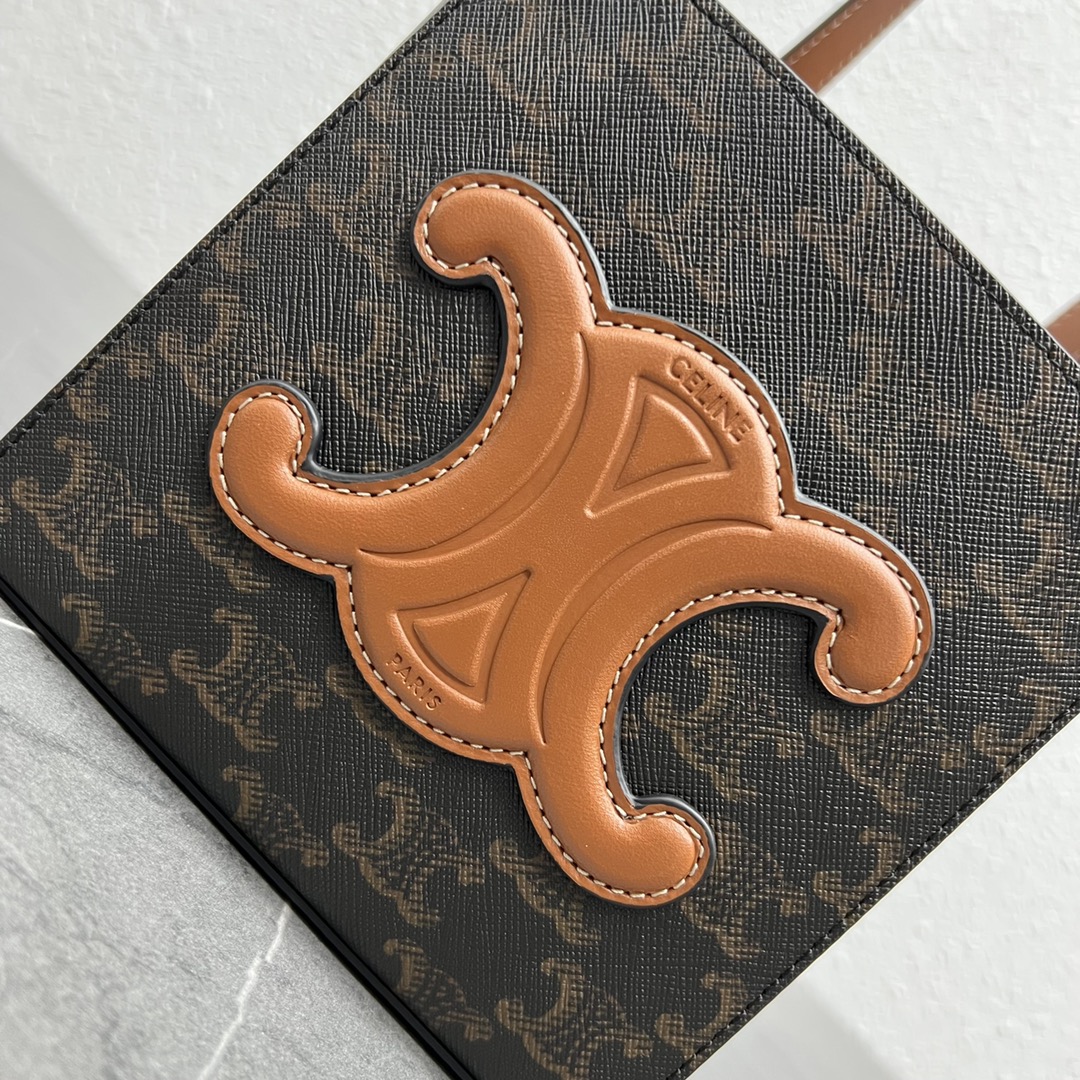 [TOP] CELINE Cuir Triomphe Handbag 15x15x15cm