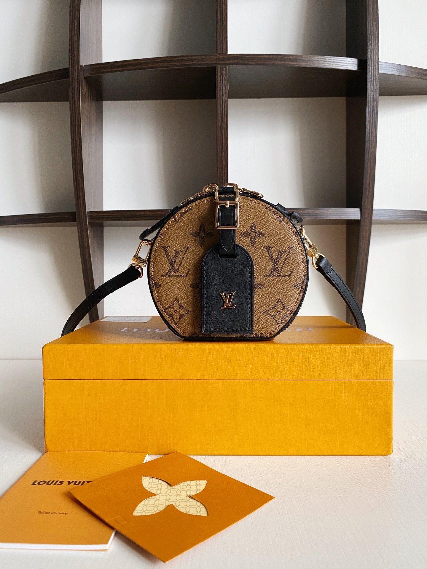 [TOP] Louis Vuitton LV Mini Boite Chapeau - Reverse Monogram