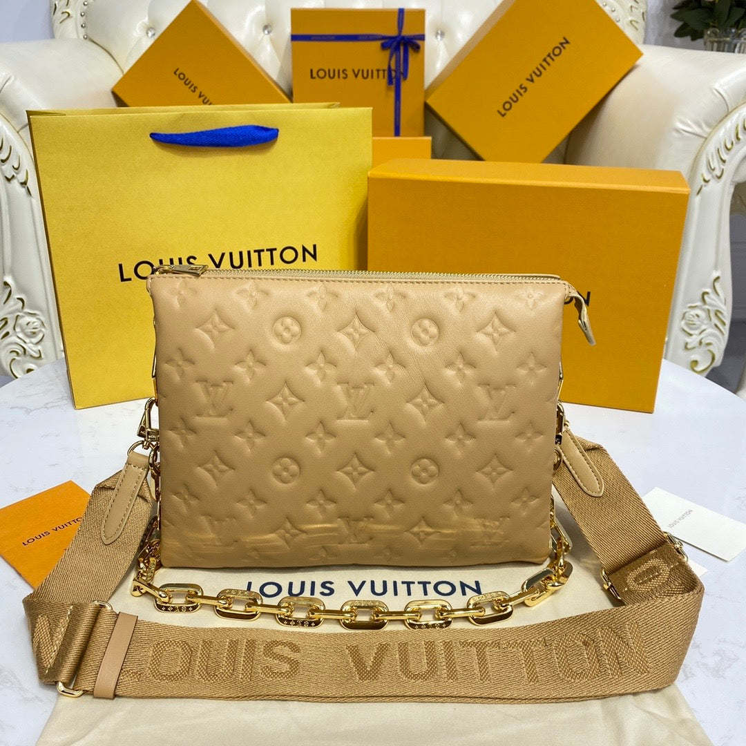 [TOP] Louis Vuitton LV Coussin Bag 26x20x12cm- Camel
