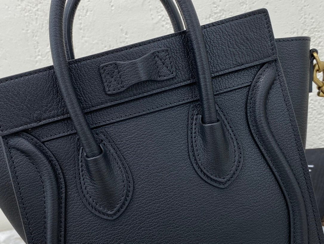 [TOP] CELINE Nano Luggage Grainy Bag 20x20x10cm - Black w GHW