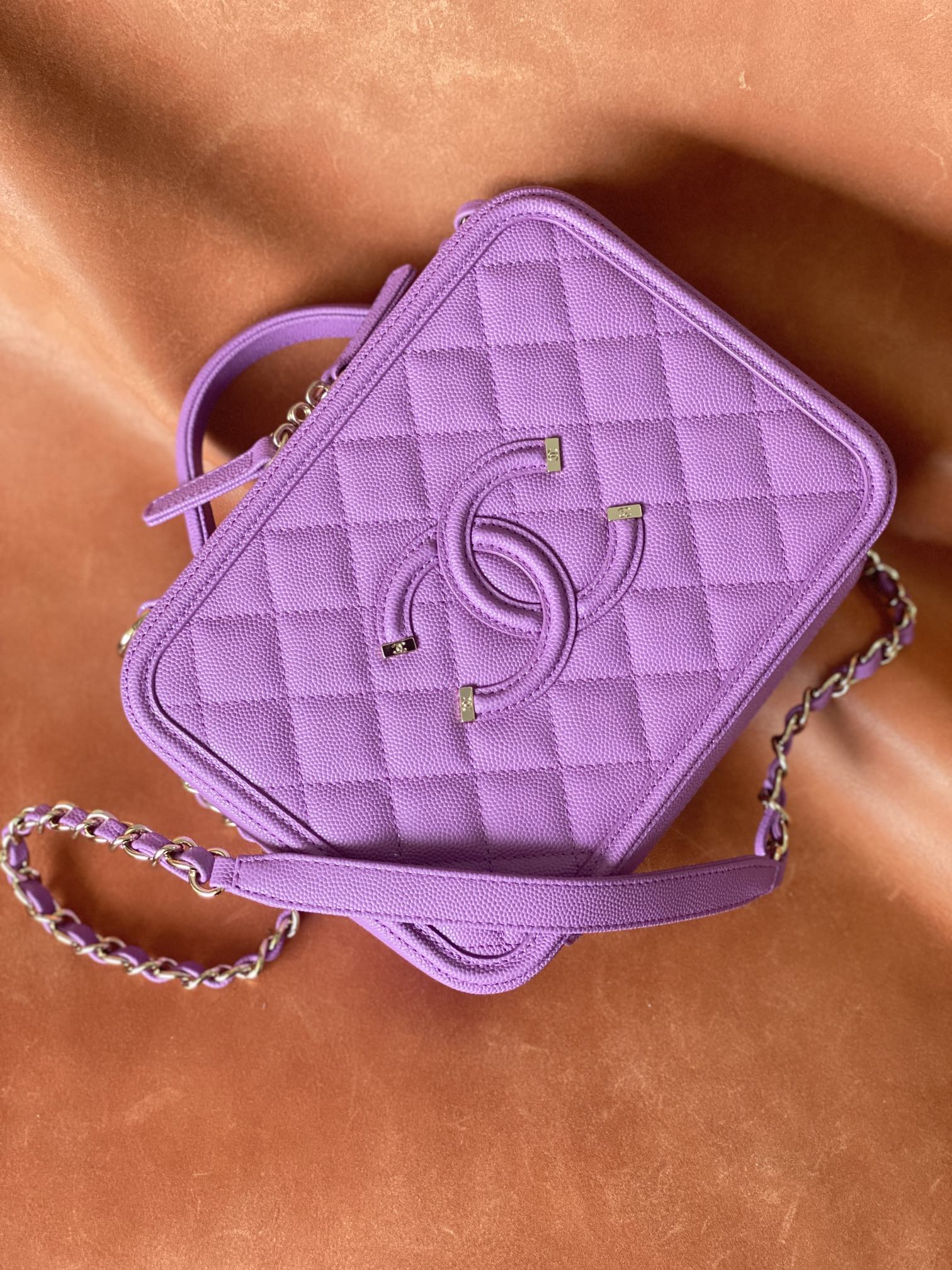 [TOP] CHANEL Vanity Case Medium - Purple