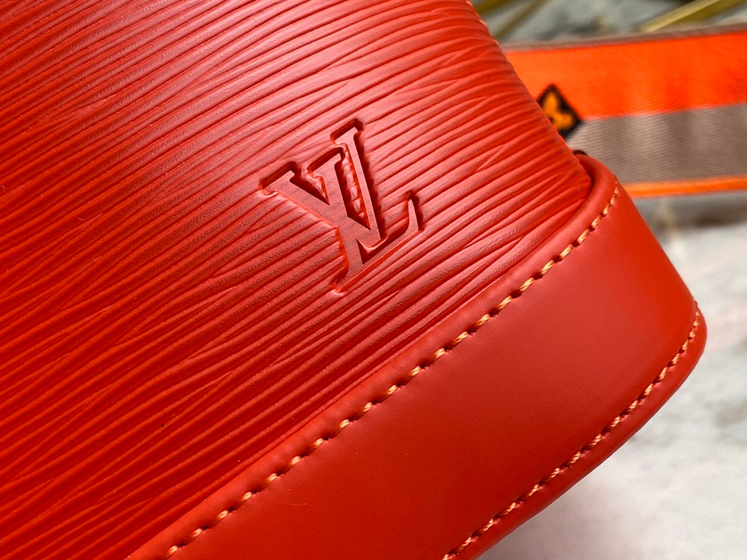 [TOP] Louis Vuitton LV  Alma BB Epi Leather 23.5X17.5X11.5cm - Red