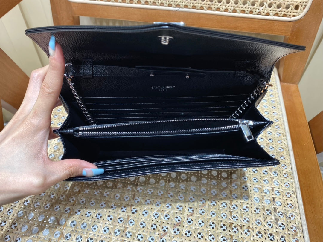 [TOP] Yves Saint Laurent YSL Woc Matelasse Medium Bag - Black SHW